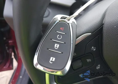 2025 Chevrolet Trax Fwd Lt z USA, uszkodzony, nr VIN KL77LHEP5SC188412